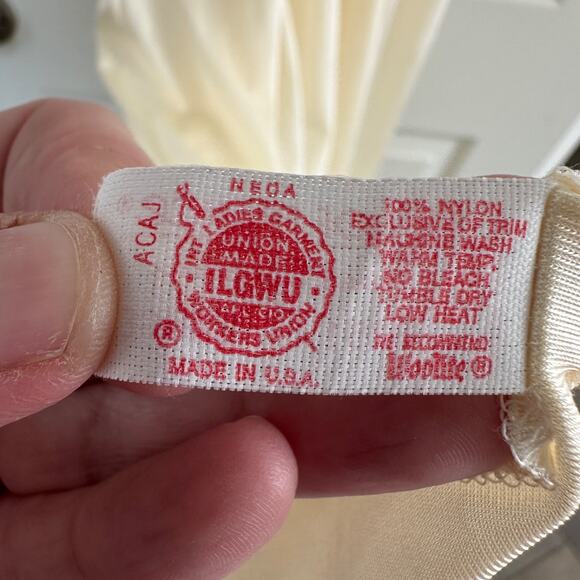 vintage lily of france lord & taylor cream lace nylon nightgown large usa made - Picture 9 of 10